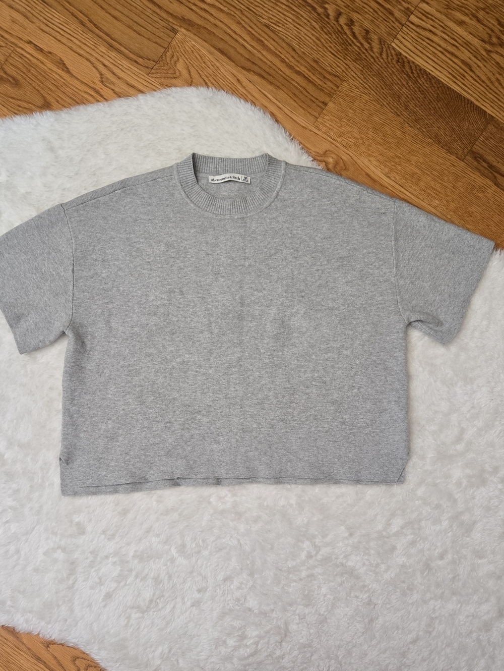 Abercrombie & Fitch Cropped Top, Womens Size Medium - Picture 1 of 11